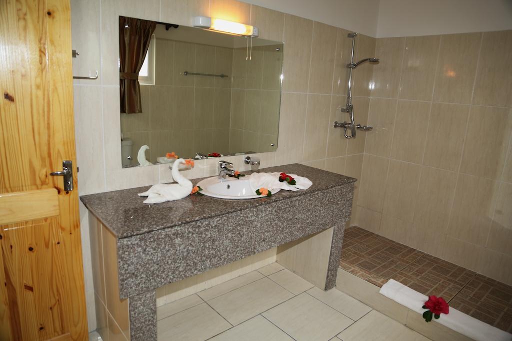 Villa Veuve Casadani Hotel Ла-Диг Номер фото